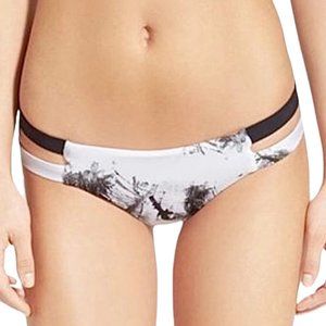 New Tavik Cut Out Sides Minimal Bikini Bottom Chloe Smudge Print White Black XS
